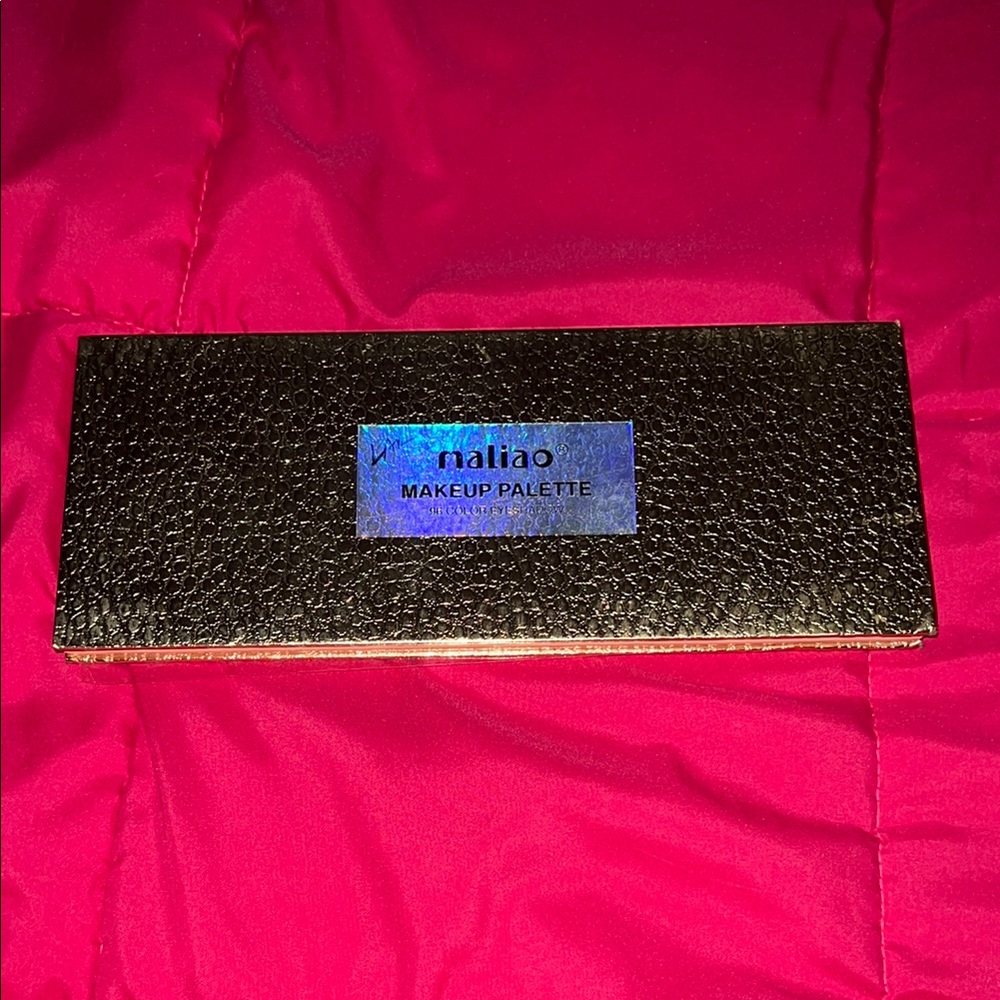 Naliao Big Eyeshadow Makeup Palette